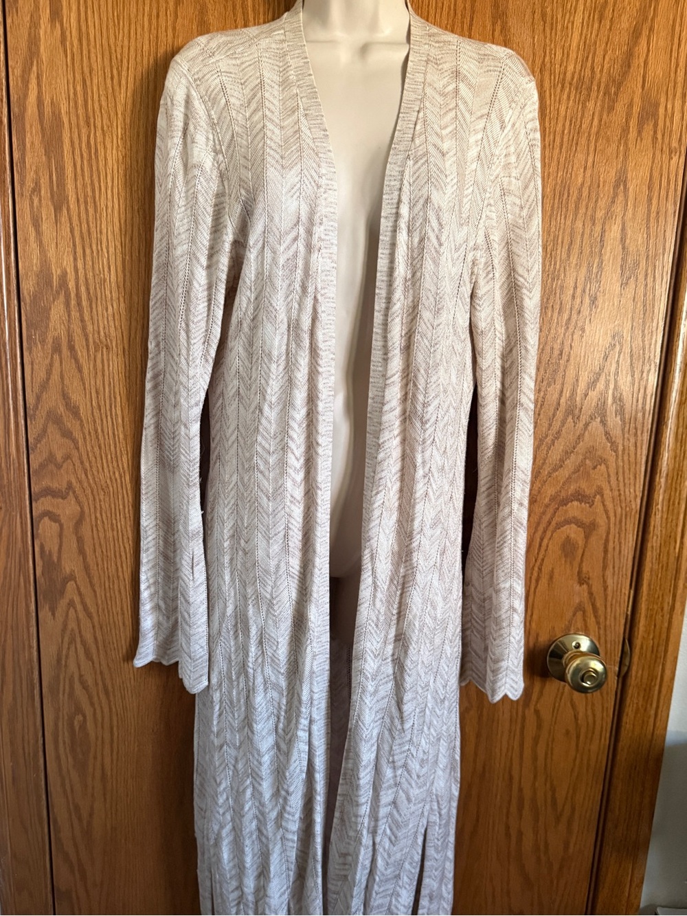 White House Black Market Chevron Pointelle Beige Open Front Cardigan Size Med